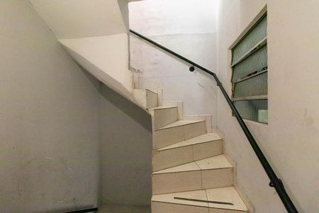 Studio para alugar com 35m², 1 quarto e sem vagaEscada