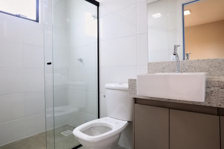 Apartamento para alugar com 67m², 2 quartos e 2 vagasBanheiro da Suíte 1