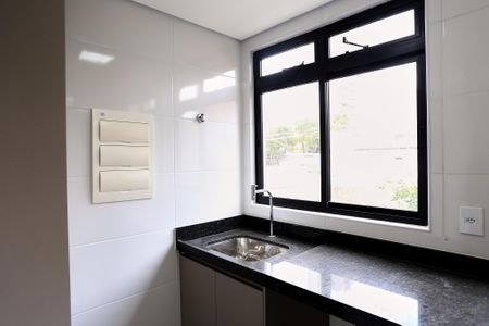 Apartamento para alugar com 67m², 2 quartos e 2 vagasCozinha e Área de Serviço