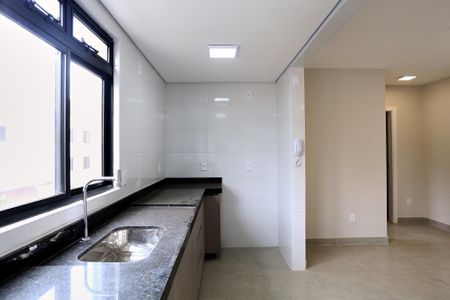 Apartamento para alugar com 67m², 2 quartos e 2 vagasCozinha e Área de Serviço
