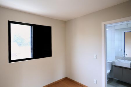 Apartamento para alugar com 67m², 2 quartos e 2 vagasSuíte 1