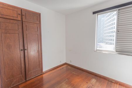 Apartamento à venda com 95m², 3 quartos e 2 vagasQuarto 3