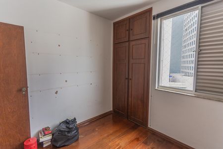 Apartamento à venda com 95m², 3 quartos e 2 vagasQuarto 2