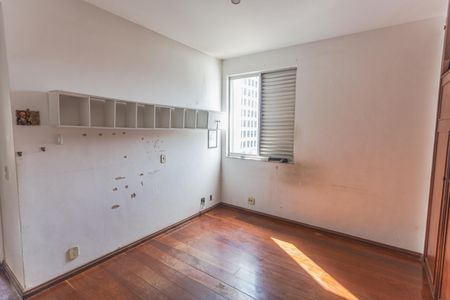 Apartamento à venda com 95m², 3 quartos e 2 vagasSuíte