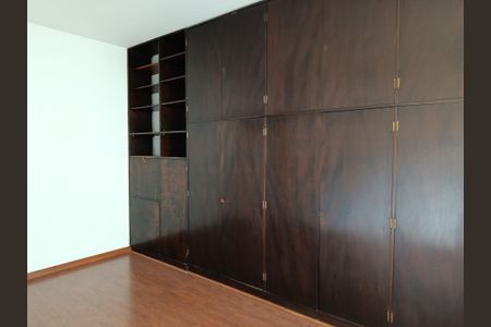 Apartamento à venda com 71m², 2 quartos e sem vagaQuarto