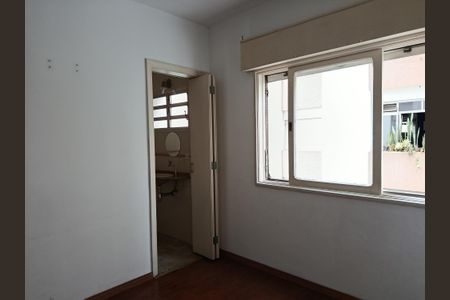 Apartamento à venda com 71m², 2 quartos e sem vagaSuíte