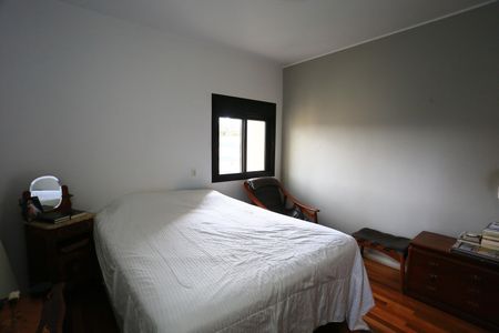 Apartamento à venda com 227m², 4 quartos e 4 vagas Apartamento à venda com 227m², 4 quartos e 4 vagassuíte 2