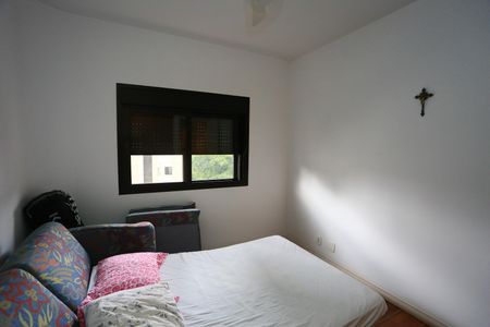 Apartamento à venda com 227m², 4 quartos e 4 vagas Apartamento à venda com 227m², 4 quartos e 4 vagasquarto 2