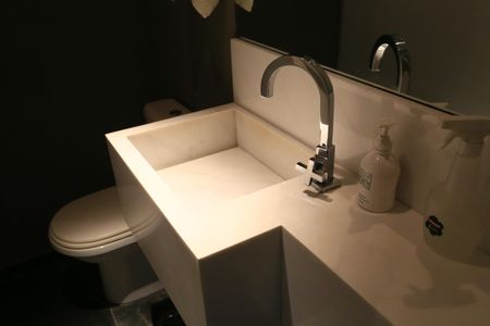 Apartamento à venda com 227m², 4 quartos e 4 vagas Apartamento à venda com 227m², 4 quartos e 4 vagaslavabo