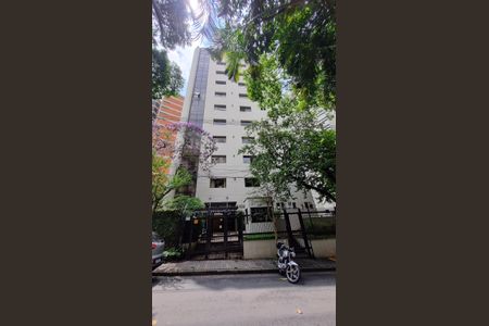 Apartamento à venda com 227m², 4 quartos e 4 vagas Apartamento à venda com 227m², 4 quartos e 4 vagasFachada