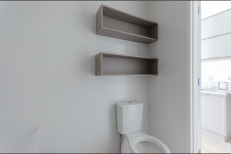 Banheiro de kitnet/studio para alugar com 1 quarto, 19m² em Ipiranga, São Paulo