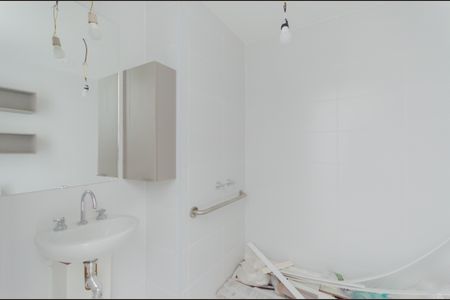 Banheiro de kitnet/studio para alugar com 1 quarto, 19m² em Ipiranga, São Paulo