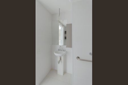 Banheiro de kitnet/studio para alugar com 1 quarto, 19m² em Ipiranga, São Paulo