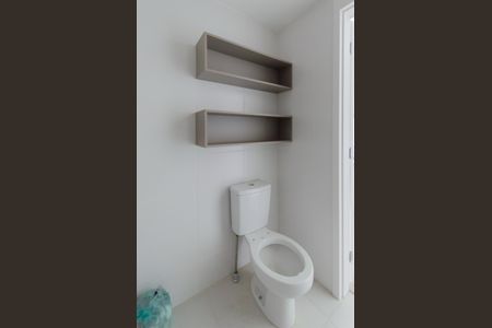 Banheiro de kitnet/studio para alugar com 1 quarto, 19m² em Ipiranga, São Paulo