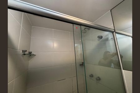 Apartamento à venda com 82m², 2 quartos e 1 vagaBanheiro da Suíte