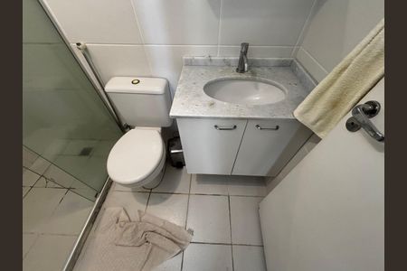 Apartamento à venda com 82m², 2 quartos e 1 vagaBanheiro da Suíte