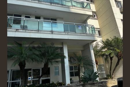 Apartamento à venda com 82m², 2 quartos e 1 vagaPlaquinha