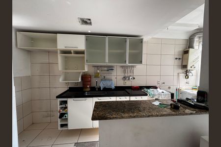 Apartamento à venda com 82m², 2 quartos e 1 vagaCozinha