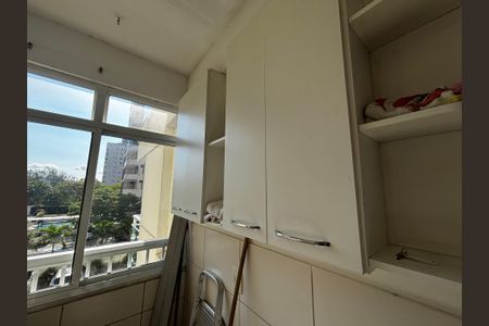 Apartamento à venda com 82m², 2 quartos e 1 vagaÁrea de Serviço