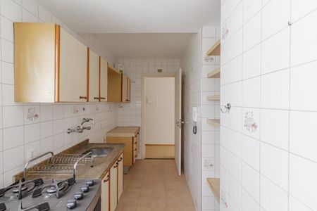 Apartamento para alugar com 75m², 2 quartos e 2 vagas Apartamento para alugar com 75m², 2 quartos e 2 vagasCozinha