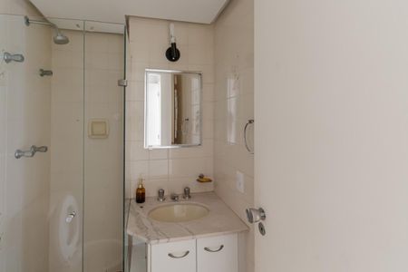 Apartamento para alugar com 75m², 2 quartos e 2 vagas Apartamento para alugar com 75m², 2 quartos e 2 vagasBanheiro