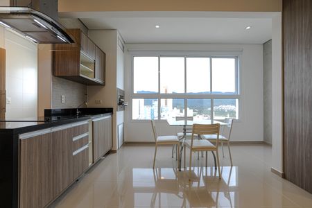 Apartamento para alugar com 117m², 1 quarto e 1 vaga