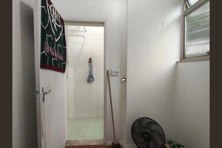 Apartamento à venda com 52m², 2 quartos e 1 vaga Apartamento à venda com 52m², 2 quartos e 1 vagaQuarto de Serviço