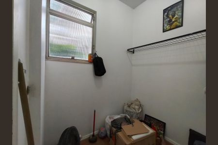 Apartamento à venda com 52m², 2 quartos e 1 vaga Apartamento à venda com 52m², 2 quartos e 1 vagaQuarto de Serviço