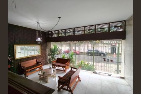 Apartamento à venda com 52m², 2 quartos e 1 vaga Apartamento à venda com 52m², 2 quartos e 1 vagaFachada e portaria