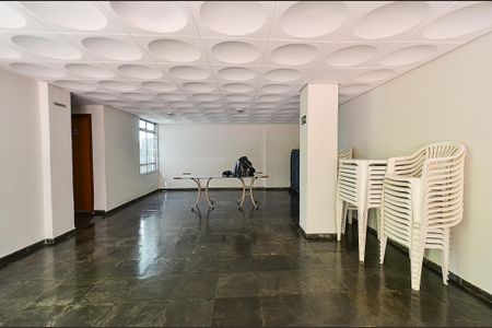 Apartamento à venda com 77m², 3 quartos e 1 vaga Apartamento à venda com 77m², 3 quartos e 1 vagaÁrea comum - Salão de festas