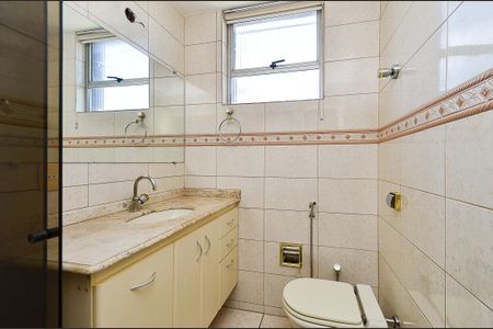 Apartamento à venda com 77m², 3 quartos e 1 vaga Apartamento à venda com 77m², 3 quartos e 1 vagaBanheiro Social