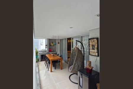 Apartamento à venda com 190m², 4 quartos e 3 vagasVaranda 