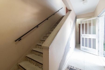 Apartamento para alugar com 32m², 1 quarto e sem vagaEscadas