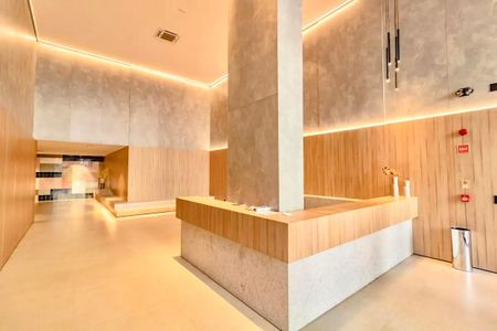 Studio à venda com 25m², 1 quarto e sem vaga Studio à venda com 25m², 1 quarto e sem vagaHall social