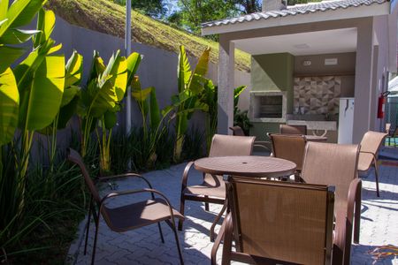 Apartamento para alugar com 42m², 2 quartos e 1 vagaÁrea comum - Churrasqueira