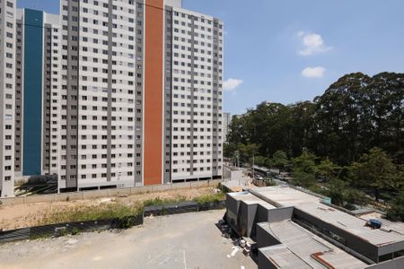 Vista Quarto 1 de apartamento para alugar com 2 quartos, 38m² em Usina Piratininga, São Paulo