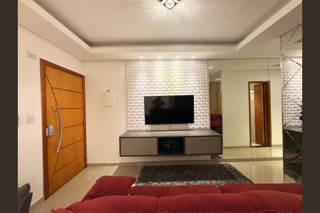 Apartamento para alugar com 120m², 2 quartos e 2 vagasSala