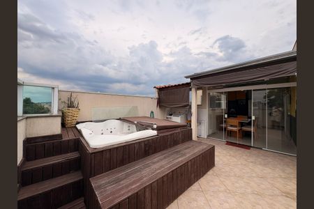 Apartamento para alugar com 120m², 2 quartos e 2 vagasCobertura