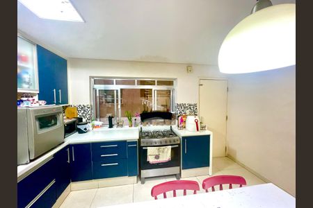 Casa à venda com 110m², 3 quartos e 1 vaga Casa à venda com 110m², 3 quartos e 1 vagaCozinha