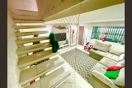 Casa à venda com 110m², 3 quartos e 1 vaga Casa à venda com 110m², 3 quartos e 1 vagaSala