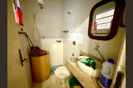 Casa à venda com 110m², 3 quartos e 1 vaga Casa à venda com 110m², 3 quartos e 1 vagaBanheiro 2