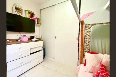 Casa à venda com 110m², 3 quartos e 1 vaga Casa à venda com 110m², 3 quartos e 1 vagaQuarto 1