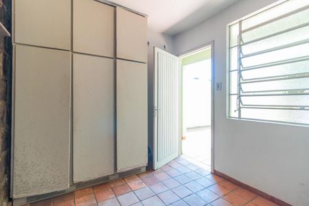 Casa à venda com 285m², 4 quartos e 2 vagasÁrea de Serviço