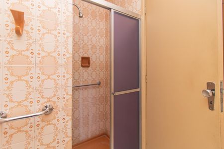 Casa à venda com 285m², 4 quartos e 2 vagasBanheiro Social