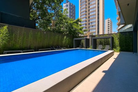 Studio para alugar com 40m², 1 quarto e sem vaga Studio para alugar com 40m², 1 quarto e sem vagaÁrea Comum - Piscina