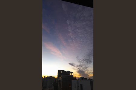 Vista  de apartamento à venda com 2 quartos, 70m² em Cruzeiro, Belo Horizonte