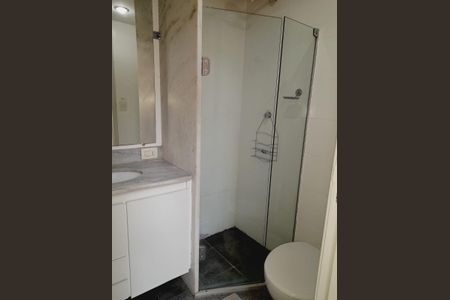 Banheiro  de apartamento à venda com 2 quartos, 70m² em Cruzeiro, Belo Horizonte