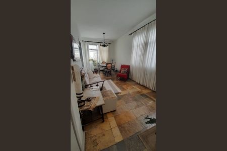 Apartamento à venda com 70m², 2 quartos e 1 vaga Apartamento à venda com 70m², 2 quartos e 1 vagaSala