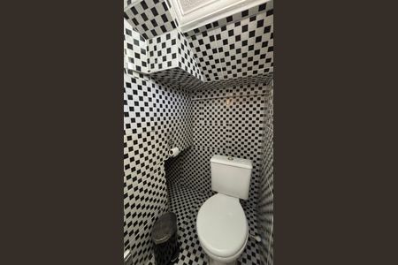 Casa à venda com 105m², 3 quartos e 2 vagasLavabo