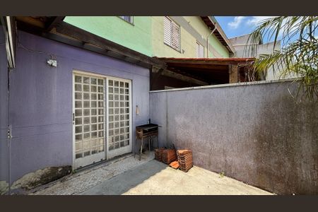 Casa à venda com 105m², 3 quartos e 2 vagasQuintal